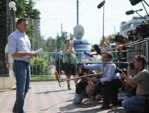 С Навального взяли подписку о невыезде из большой политики