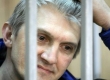 Фемида воспылала платонической любовью