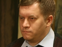 При старом и больном президенте вся страна превращается в больничную палату