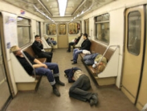 Штрафовать за пьянство будут в метро