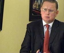 Местным элитам нужен здоровый центр